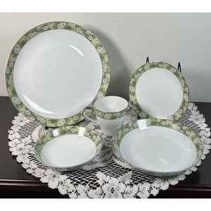 5 Pc Setting Mikasa Marianne Dinnerware Floral Daisy Green White Silver Trim #3